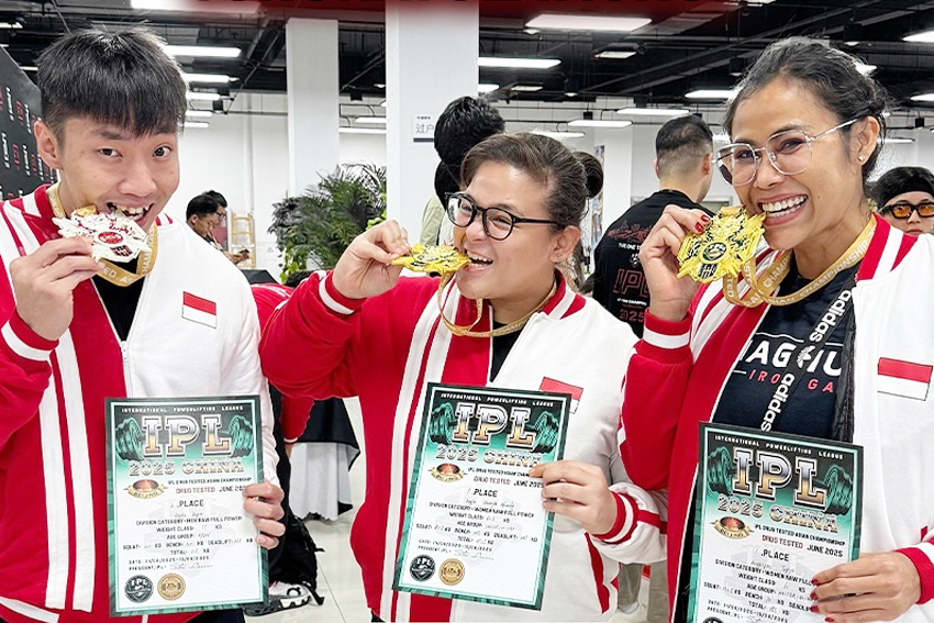 kejuaraan powerlifting asia