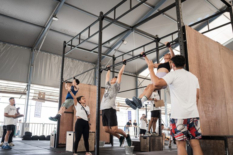 kompetisi hybrid fitness