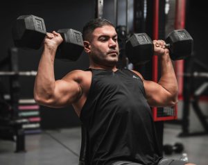 overhead press untuk bahu