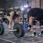perbedaan powerlifting dan weightlifting