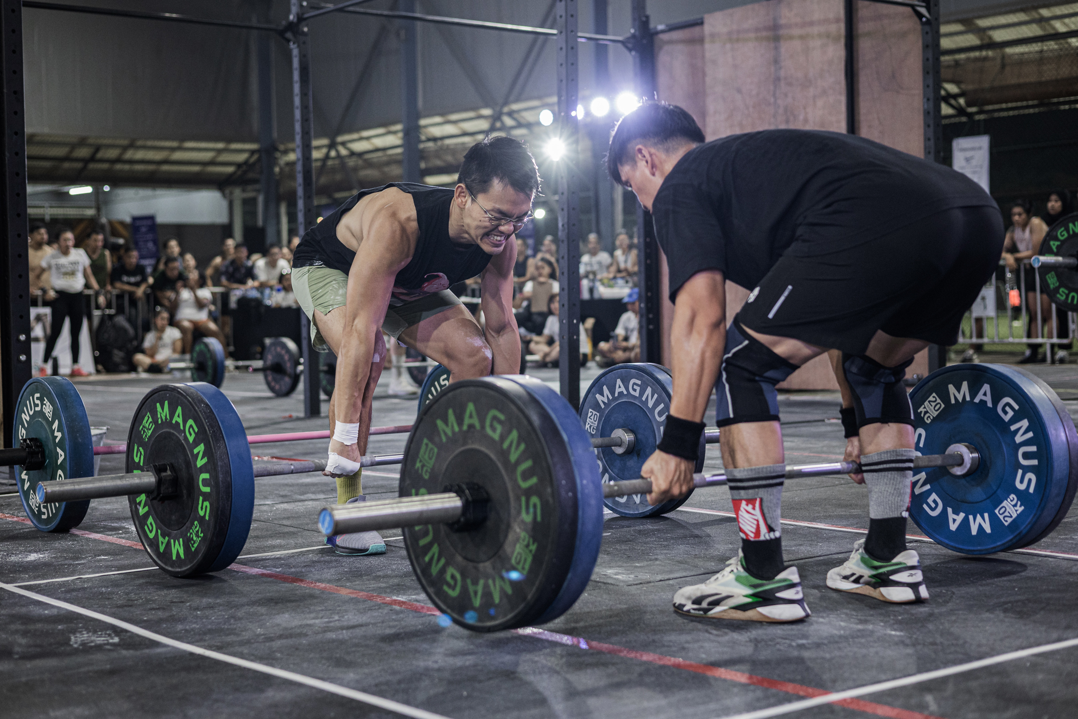 perbedaan powerlifting dan weightlifting