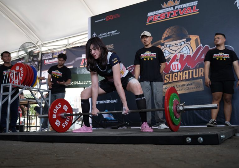 program latihan powerlifting